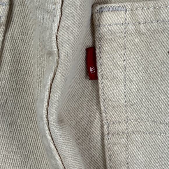 Vintage 90s Levi’s 550 Relaxed Fit Tapered Leg Ecru Denim High Rise Irregular - Picture 8 of 10
